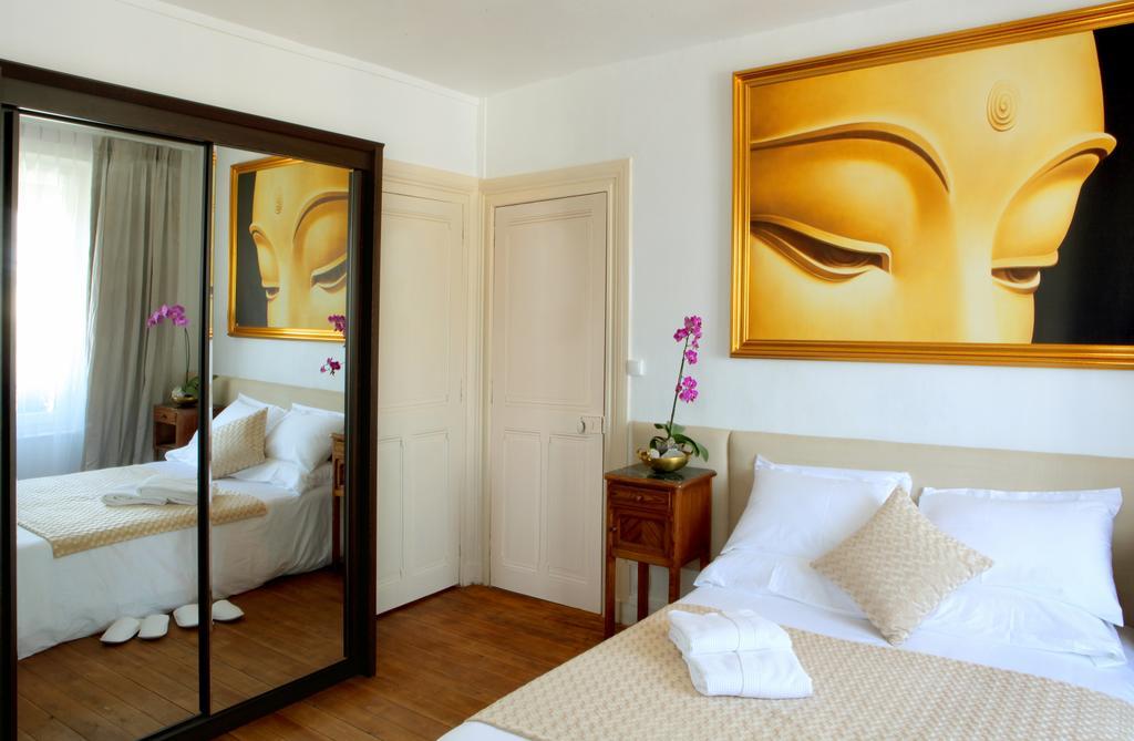 Castel De Siam Hotel Houlgate Room photo
